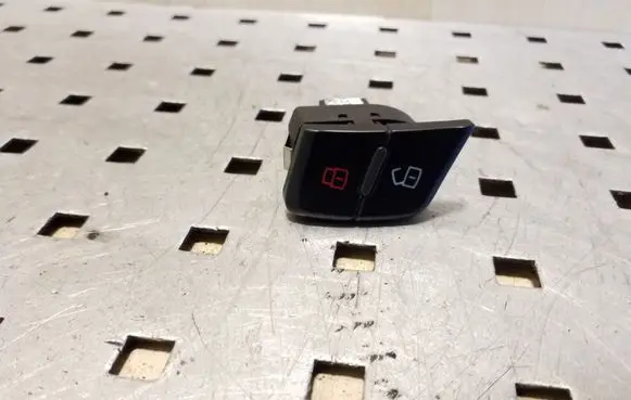 Audi A5 8T 8F Central locking switch button 8T2962108