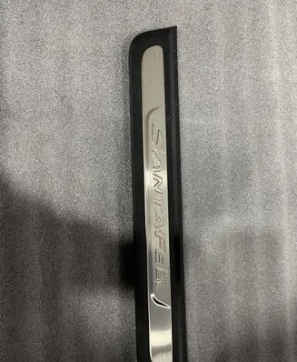 Hyundai Santa Fe Front sill trim cover 85873S1500