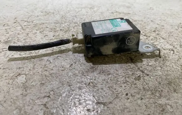 Toyota RAV 4 (XA30) Door control unit/module 8974142220 2513001461 10R022734
