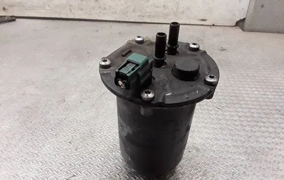 Renault Trafic III (X82) Fuel filter housing 164003263R