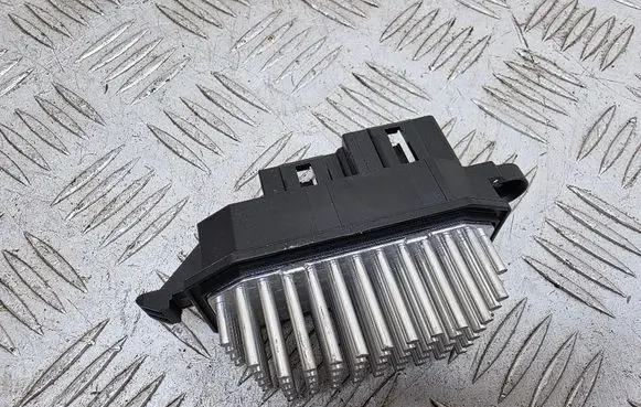 Heater blower motor/fan resistor