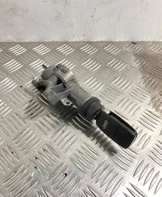 Audi A4 S4 B6 8E 8H Ignition lock 4B0905851G