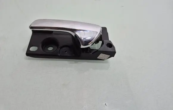 Front door interior handle