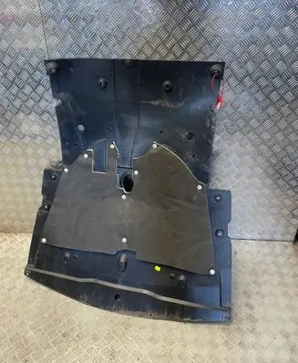 Renault Kadjar Engine splash shield/under tray 