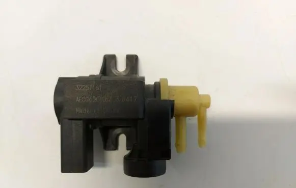 Volvo XC40 Turbo solenoid valve 32257161