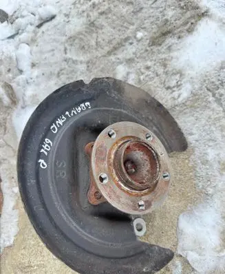 Opel Grandland X Rear wheel hub 200983