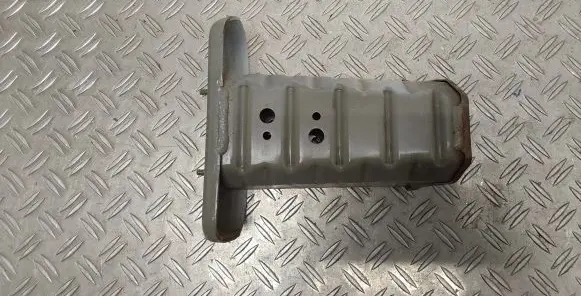 Toyota Yaris Front bumper shock/impact absorber 