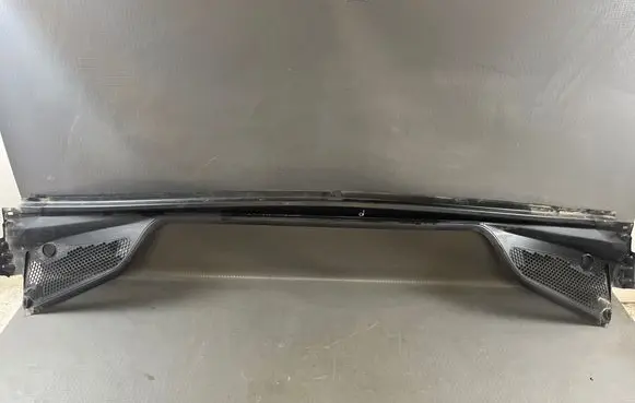 Citroen DS4 Wiper trim 9687956480