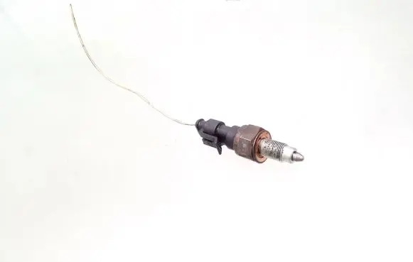 Iveco Daily 4th gen Reversing light switch sensor 