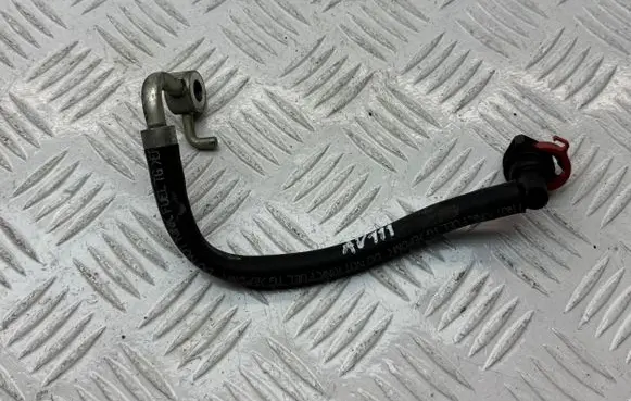 Fuel injector supply line/pipe