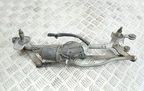 Mazda 5 Front wiper linkage and motor 