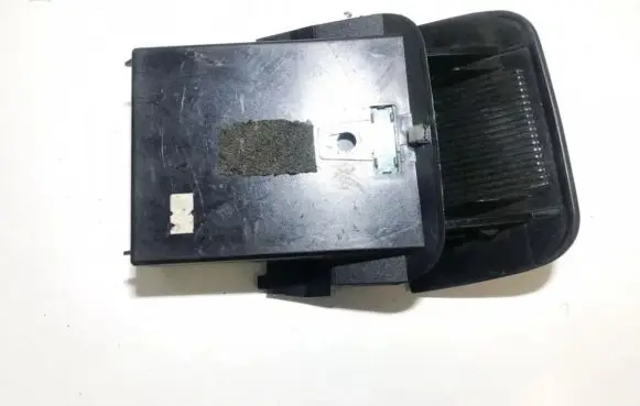 Volvo S70 V70 V70 XC Car ashtray 9158408