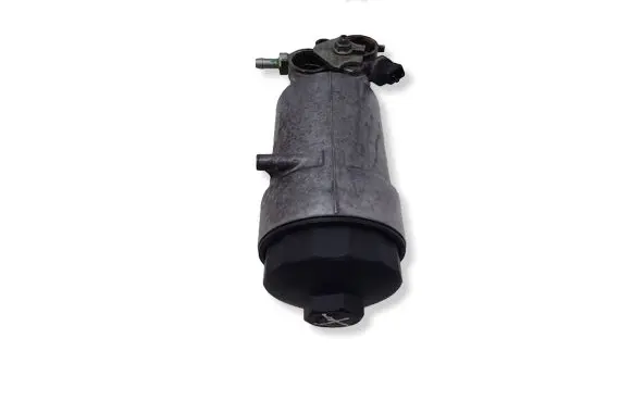 BMW 5 E39 Oil filter mounting bracket 1437582