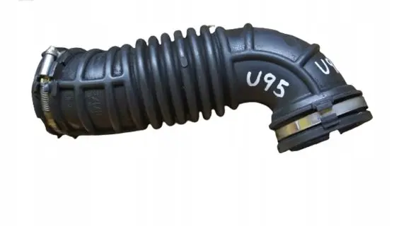 Chevrolet Trax Air intake hose/pipe 95022171