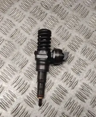Audi A3 S3 8P Fuel injector 038130073bp