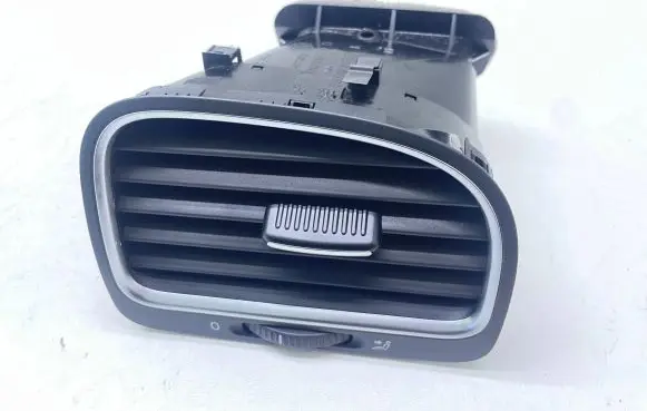 Volkswagen Golf VI Dashboard side air vent grill/cover trim 5K0819710D 5K0819704K