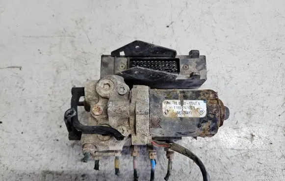 Renault Laguna I ABS Pump 7700824335B 7700824335 10094303004
