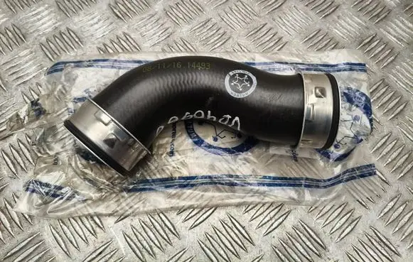 Audi A3 S3 8P Air intake hose/pipe 1K0145838D