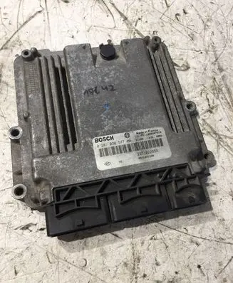 Renault Master III Engine control unit/module 0281030577 237102265R 237104134R