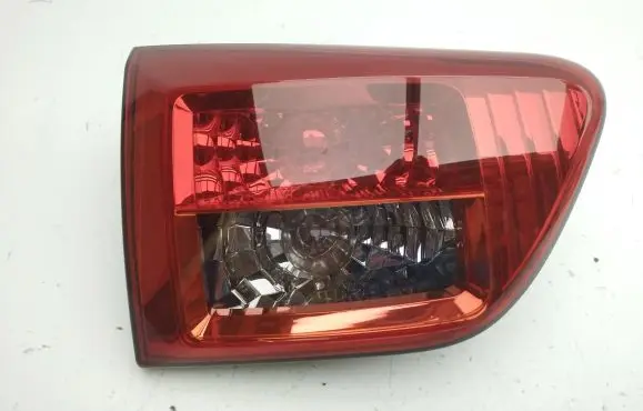 Peugeot 4007 Tailgate rear/tail lights
