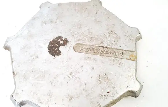Volkswagen PASSAT B4 Original wheel cap 357601149