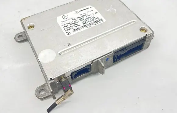 Mercedes-Benz E W211 Bluetooth control unit module A2118702726