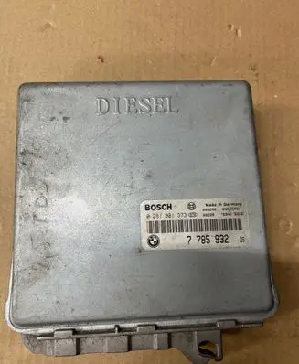 BMW 5 E39 Engine control unit/module 7785932 0281001373 28RTE491
