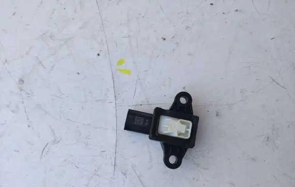Volvo XC90 Airbag deployment crash/impact sensor 31406731 00172060 01262016