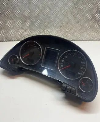 Audi A4 S4 B7 8E 8H Speedometer (instrument cluster) 8E0920931P