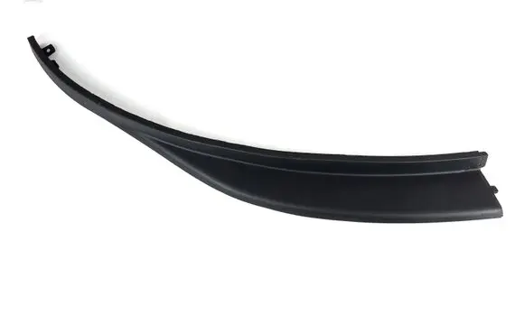 Front bumper lip