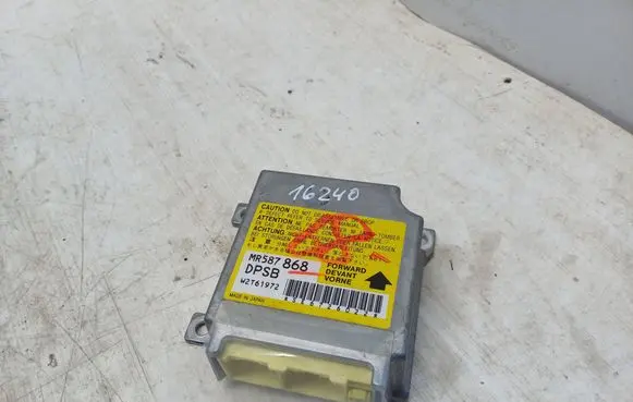 Mitsubishi Outlander Airbag control unit/module MR587868 W2T61972
