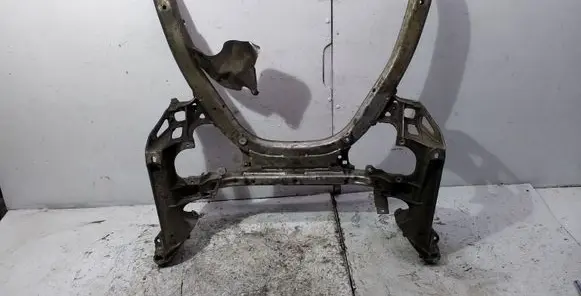 BMW 5 E60 E61 Front subframe 740828