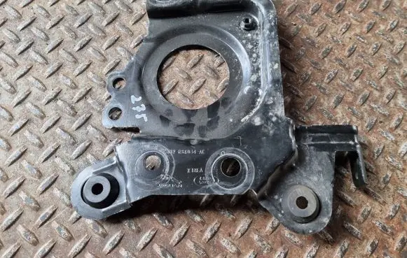 Land Rover Range Rover Evoque L538 Other engine bay part GJ32R6K034AC