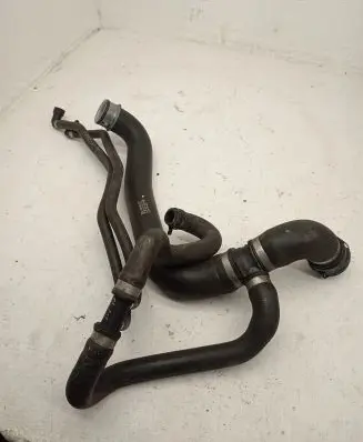 Mercedes-Benz GLE (W166 - C292) Engine coolant pipe/hose A1665000077