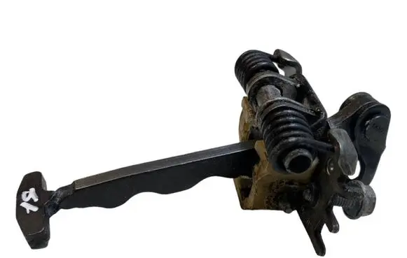 Renault Megane III Front door check strap stopper 10007R