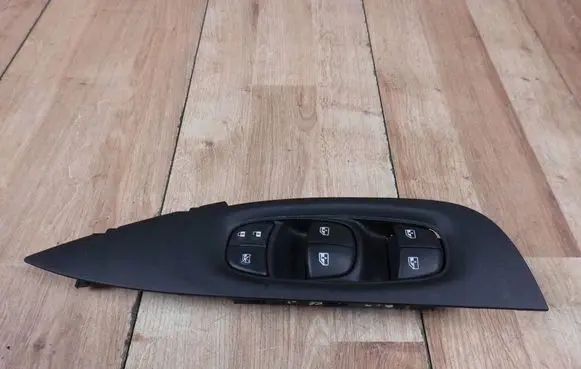 Nissan X-Trail T32 Electric window control switch 809614EH0AX