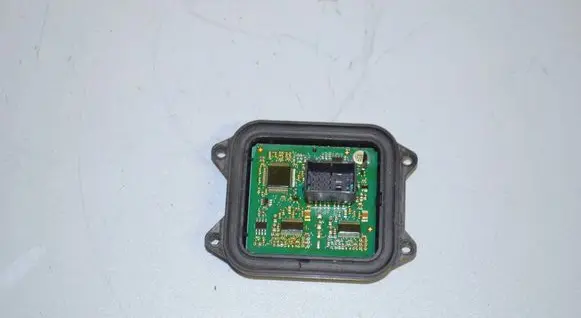 BMW X6 E71 Headlight ballast module Xenon 63117182396 63117295702 7295702