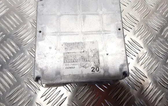 Toyota Corolla E120 E130 Engine control unit/module 8966602120