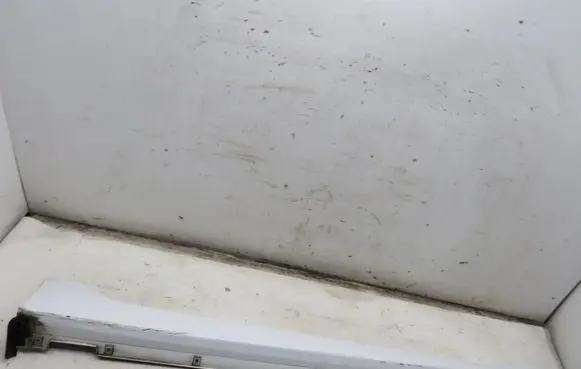 Hyundai i40 Front sill (body part) 