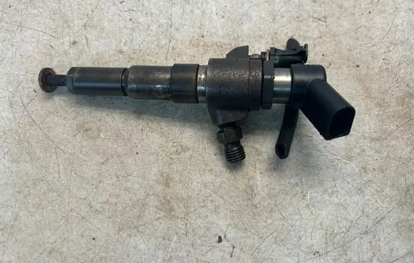Citroen C4 II Picasso Fuel injector 50274V05 9802448680