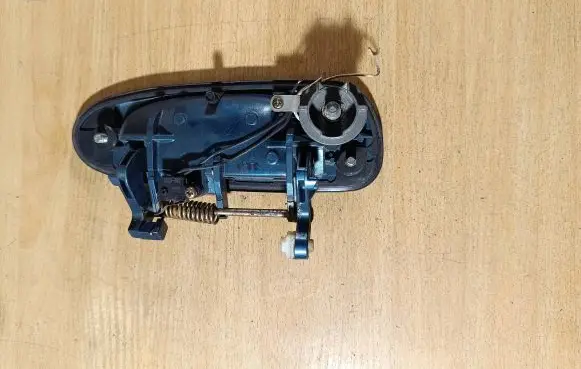 Mazda 626 Front door exterior handle 31650002161