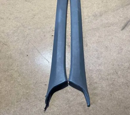 Mercedes-Benz E W124 (A) pillar trim 1246920389 1246920489