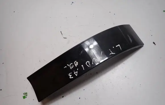 Audi A3 S3 8L Rear/tail light trim molding 8L0807871A