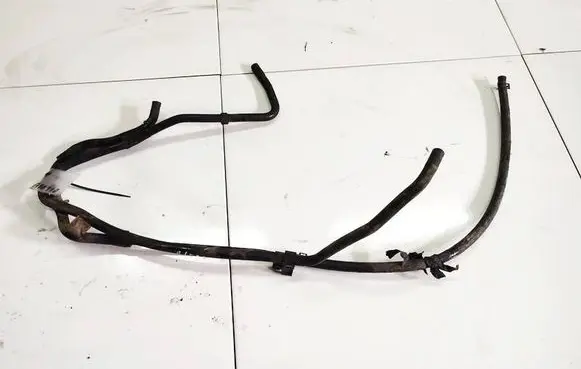Volkswagen Golf IV Engine coolant pipe/hose
