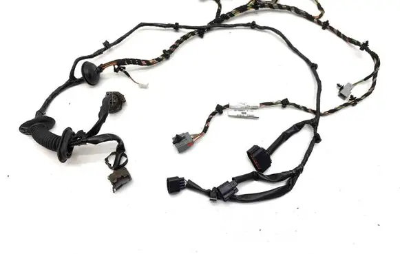 Jaguar XK - XKR Front door wiring loom 8W8314630BB