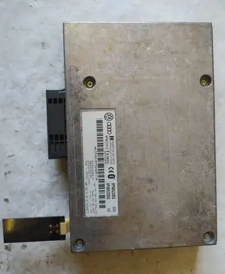 Audi A4 S4 B6 8E 8H Bluetooth control unit module 8P0862335Q