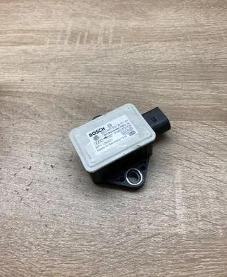 Audi A4 S4 B6 8E 8H ESP acceleration yaw rate sensor 8E0907637B 0265005618