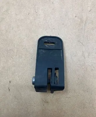 BMW 1 E81 E87 Headlight/headlamp mounting bracket 6940664