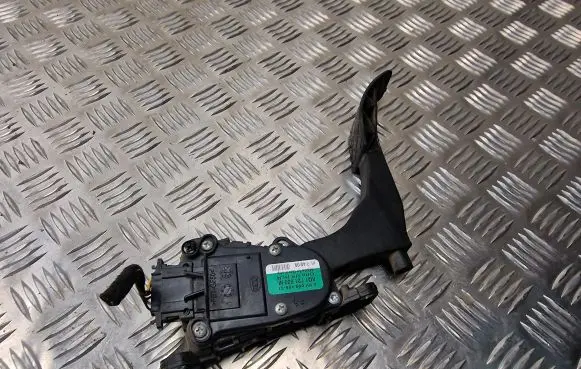 Volkswagen Amarok Accelerator throttle pedal 6Q1721503M