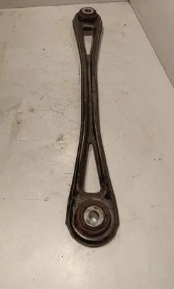 Rear control arm